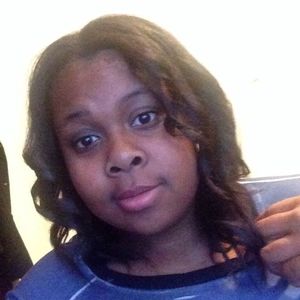 Meet your Posher, Alexia